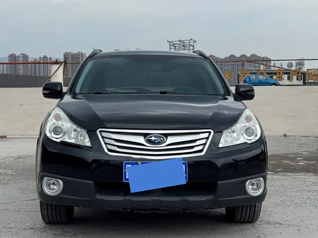 SUBARU OUTBACK 2010