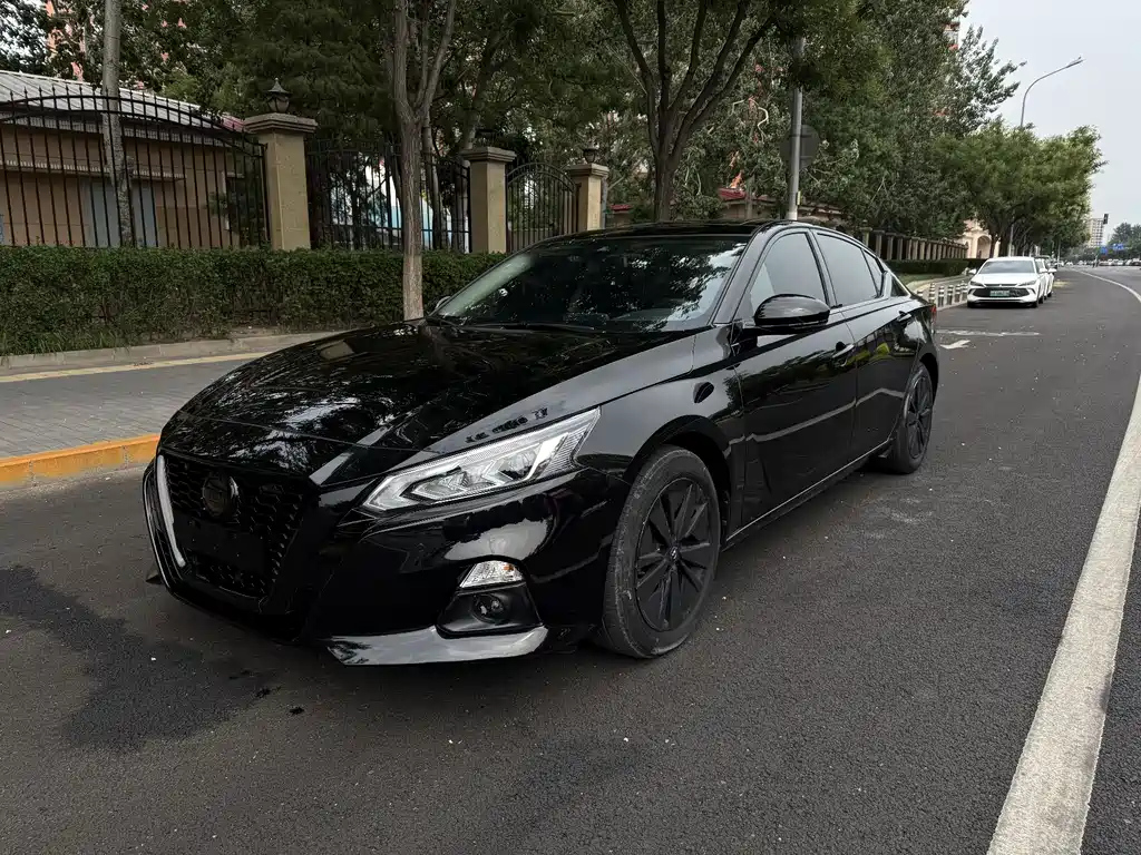 NISSAN TEANA