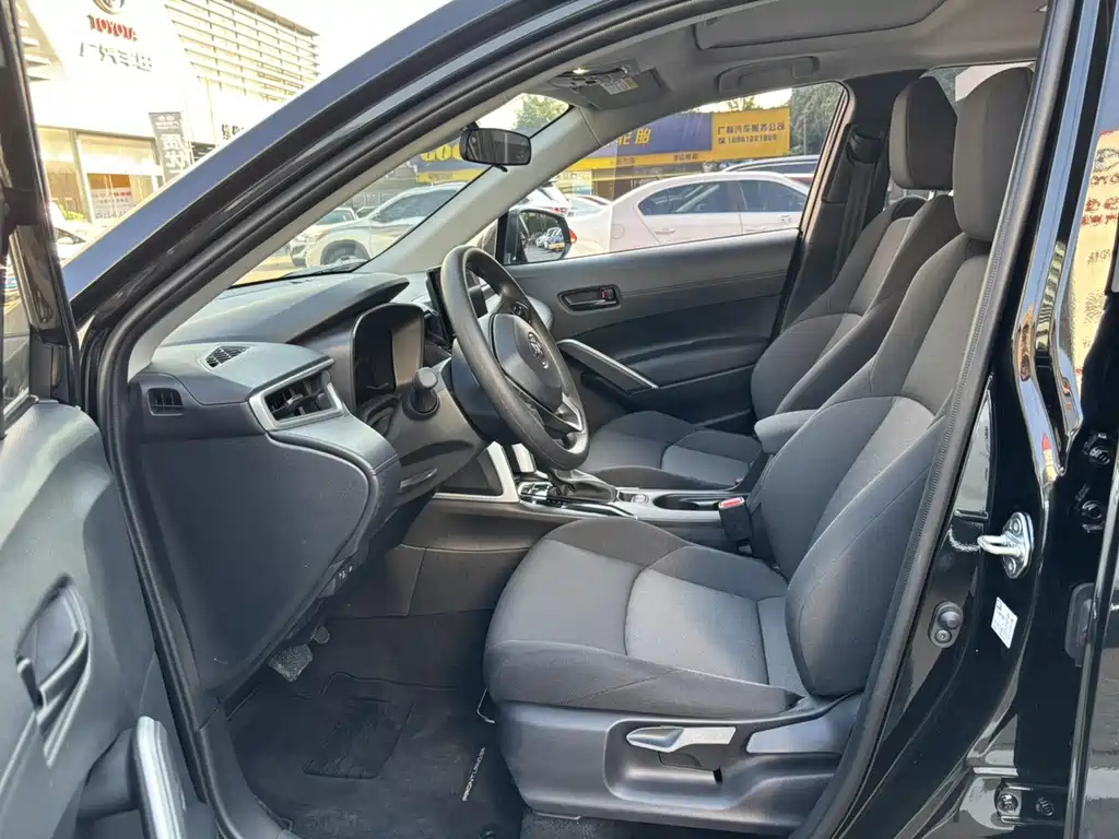 TOYOTA FRONTLANDER 2023