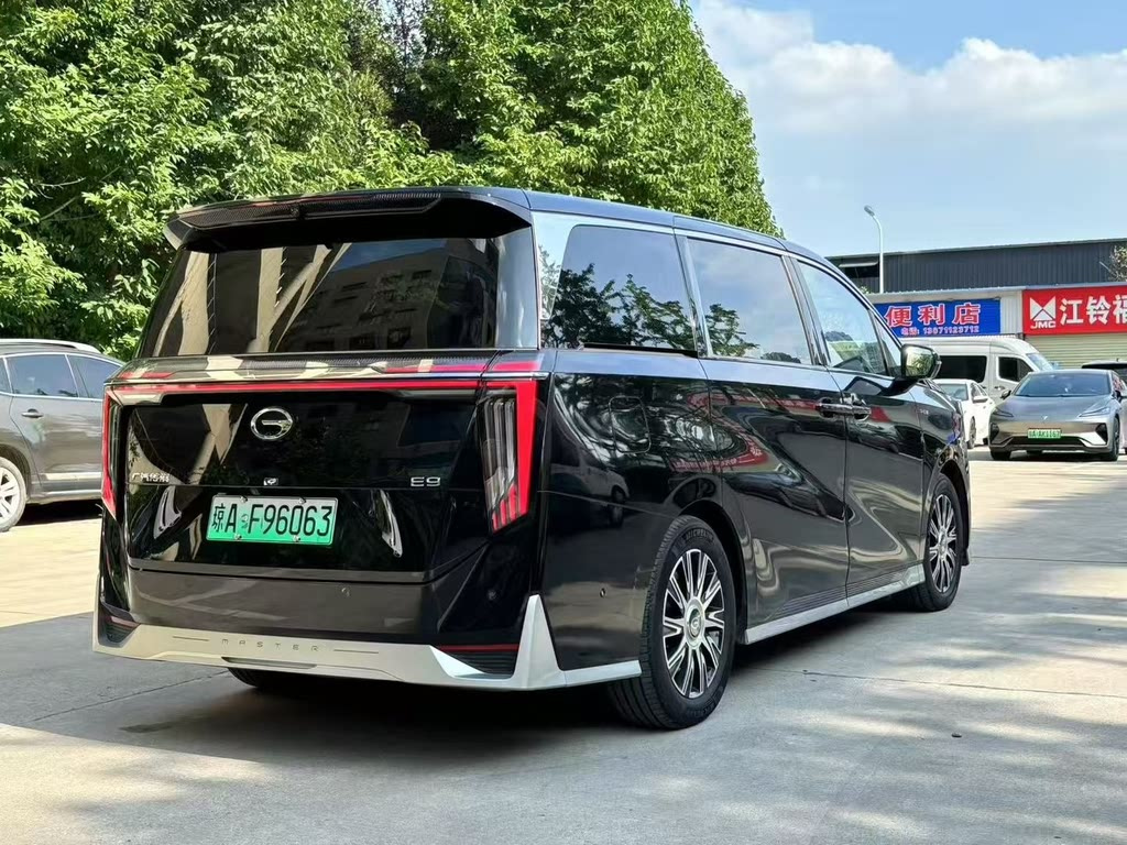TRUMPCHI E9 2023