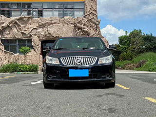 BUICK LACROSSE 2011