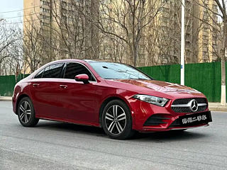 MERCEDES BENZ A-CLASS  2020