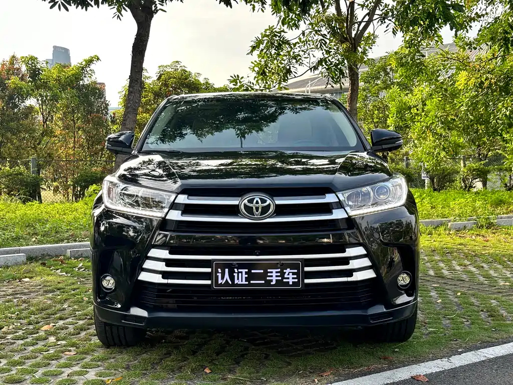 TOYOTA HIGHLANDER 2018