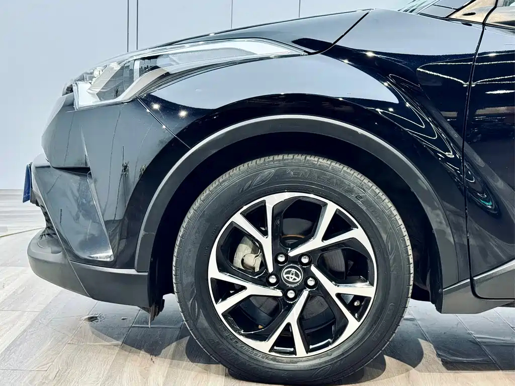 TOYOTA C-HR 2020