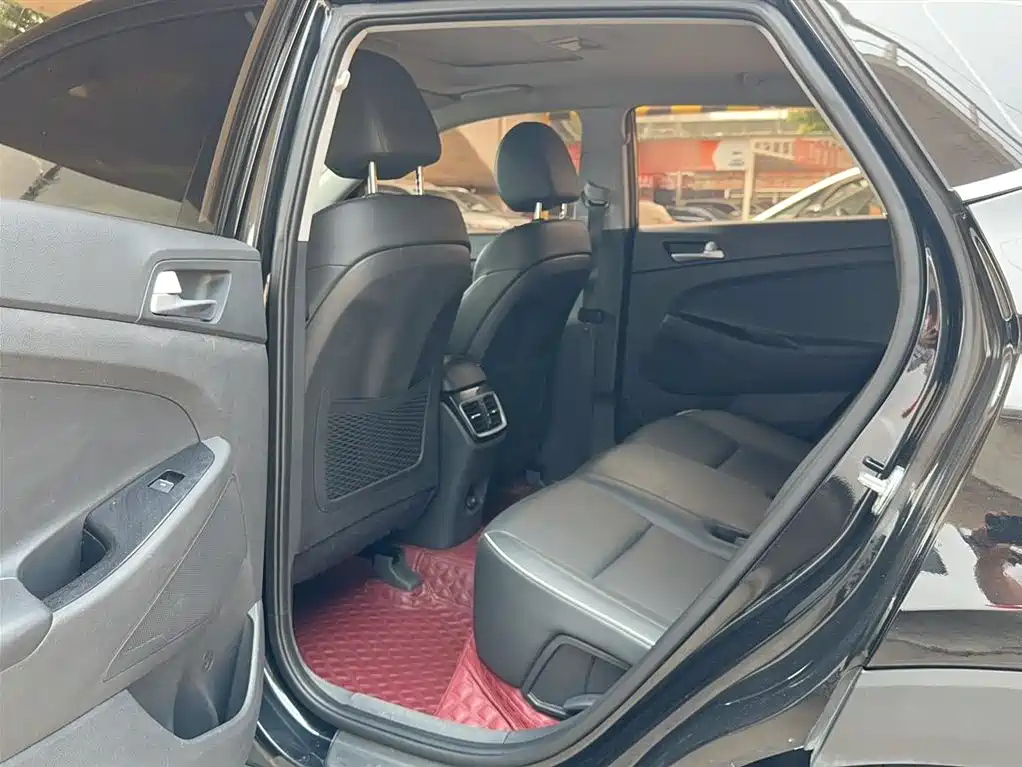 HYUNDAI TUCSON 2020