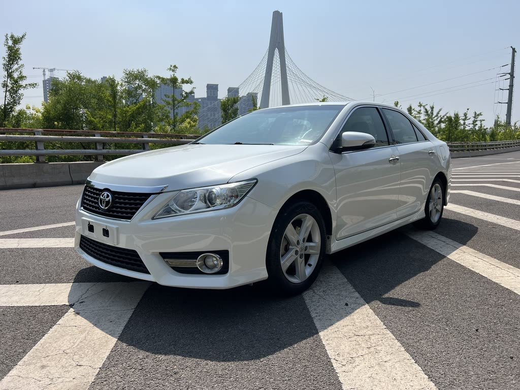 TOYOTA CAMRY 2012