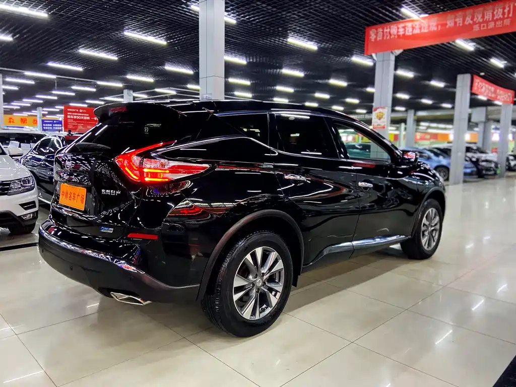 NISSAN MURANO 2020