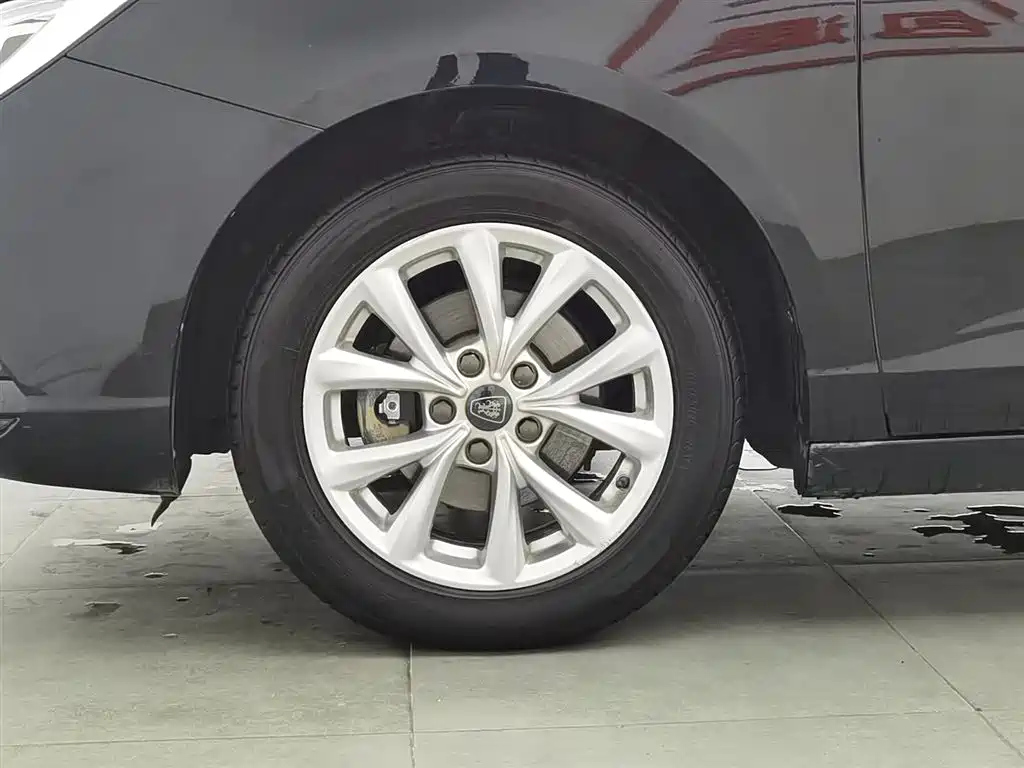 ROEWE I5 2019