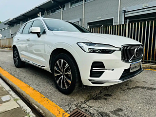VOLVO XC60 2025 YEAR B5 4WD DELUXE EDITION 2025