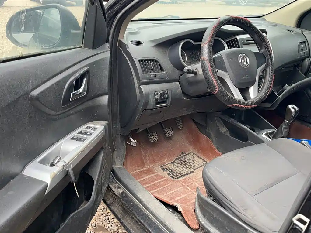 DONGFENG AEOLUS A30 2014