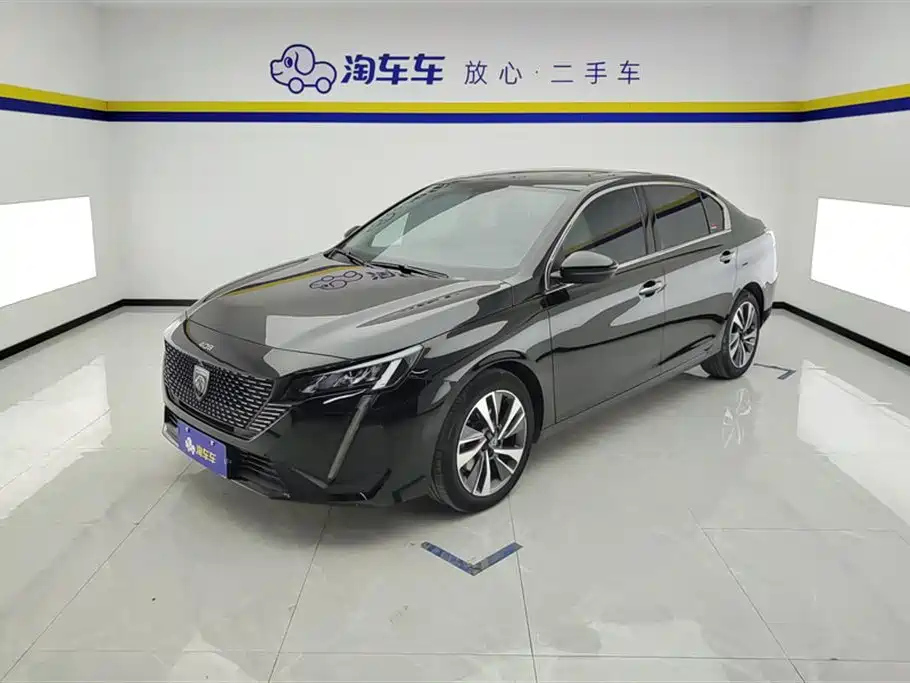 PEUGEOT 408 2022
