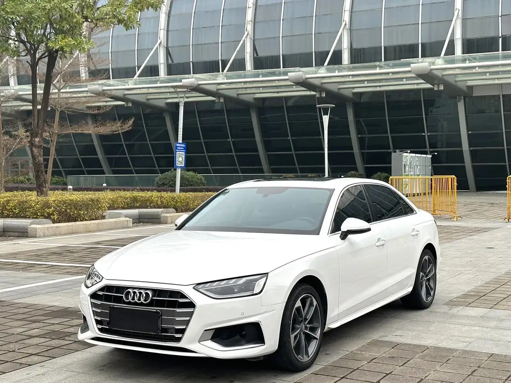 AUDI A4L 2020