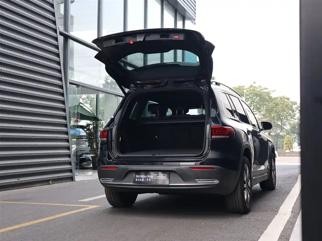MERCEDES BENZ EQB 2023
