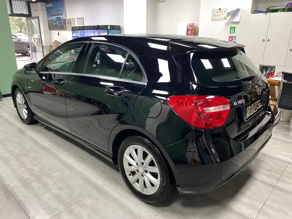 MERCEDES BENZ A-CLASS IMPORT 2013
