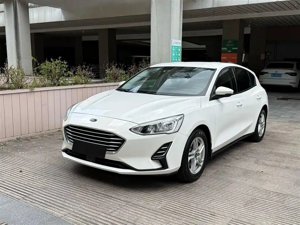 FORD FOCUS 2019