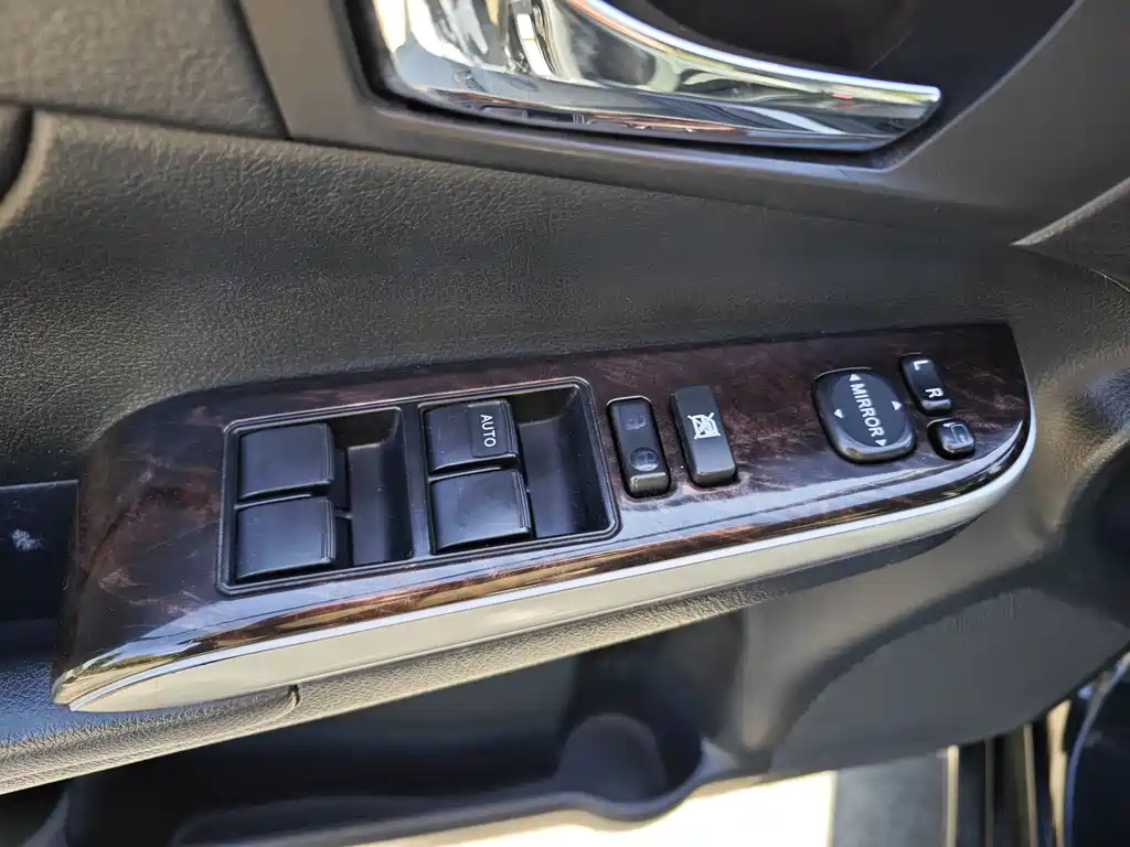 TOYOTA CAMRY 2017