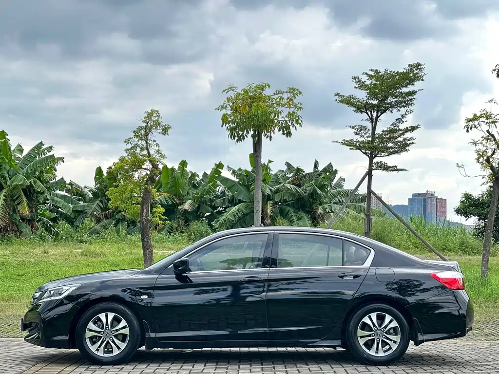 HONDA ACCORD 2014