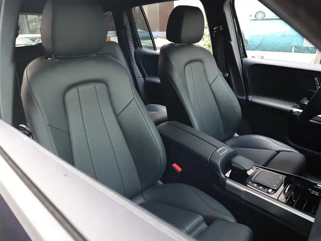 MERCEDES BENZ EQB 2023