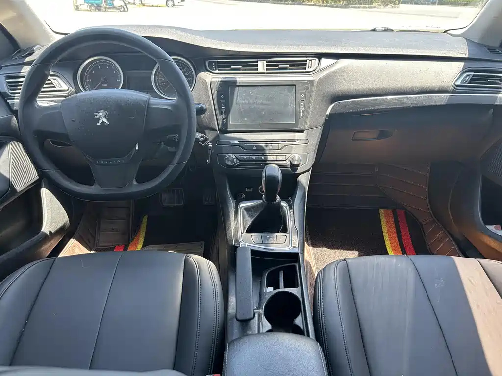 PEUGEOT 408 2014