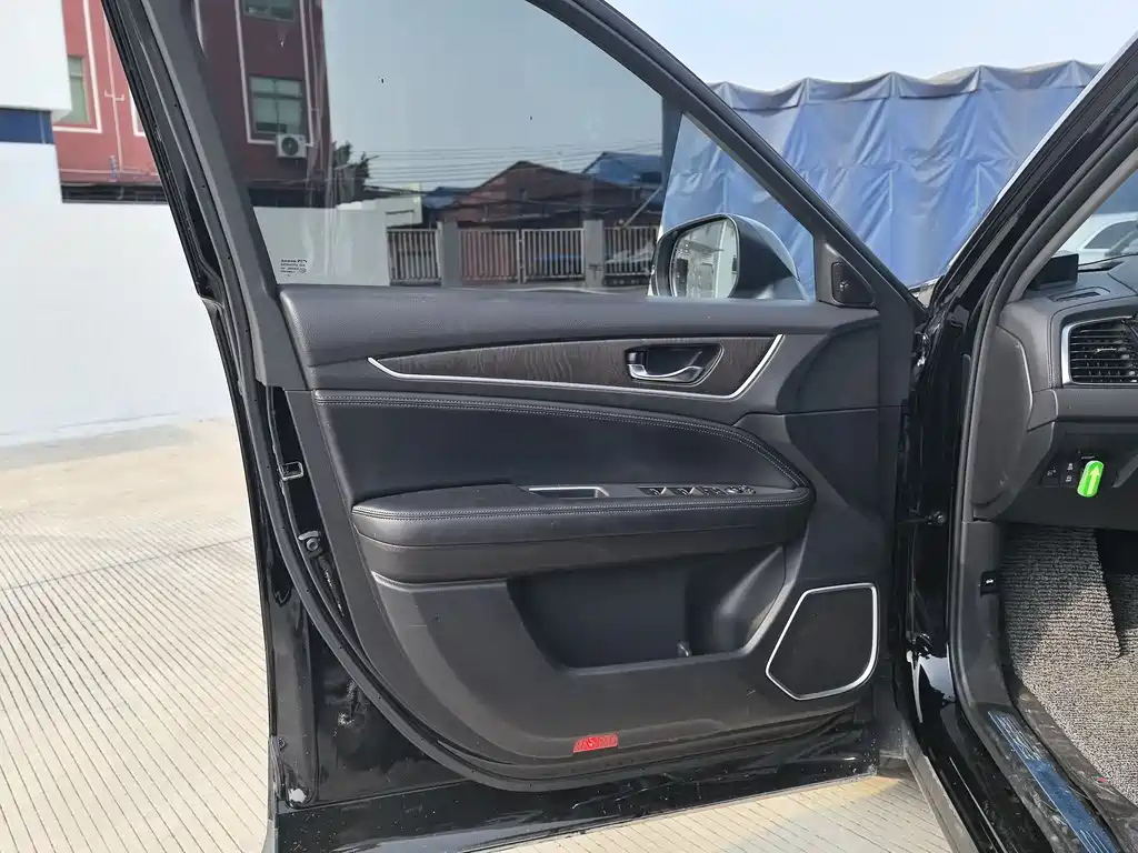 HONDA AVANCIER 2022