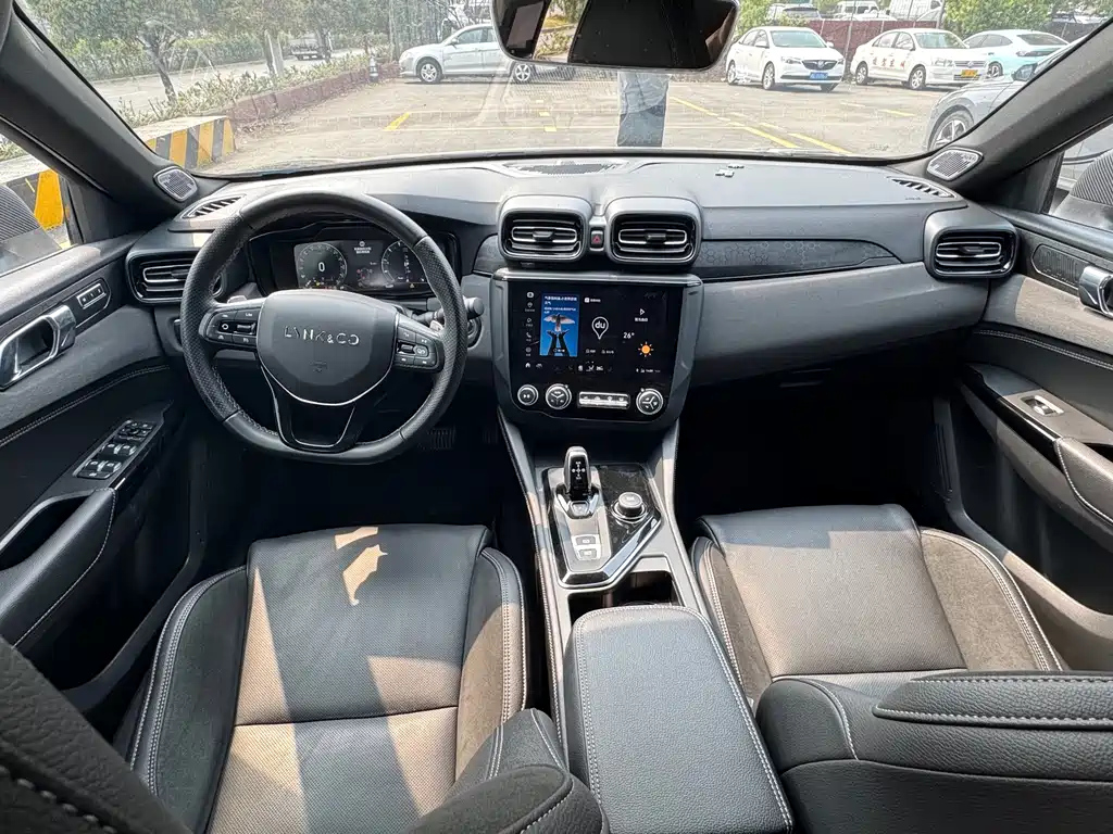 LYNK&CO 03 2019