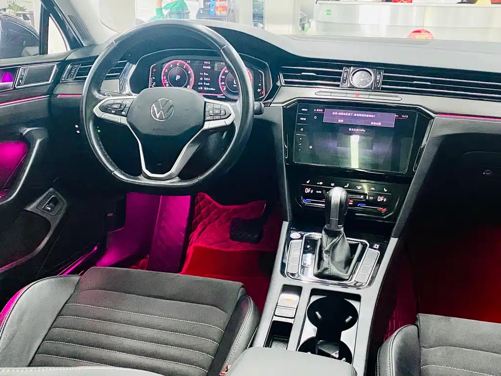 VOLKSWAGEN MAGOTAN 2022