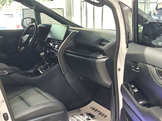 LEXUS LM  2020 YEAR 300H  SEATS  ELEGANT EDITION 2020