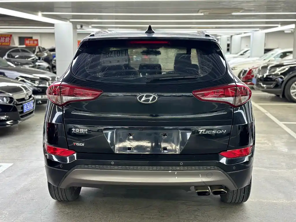 HYUNDAI TUCSON 2015