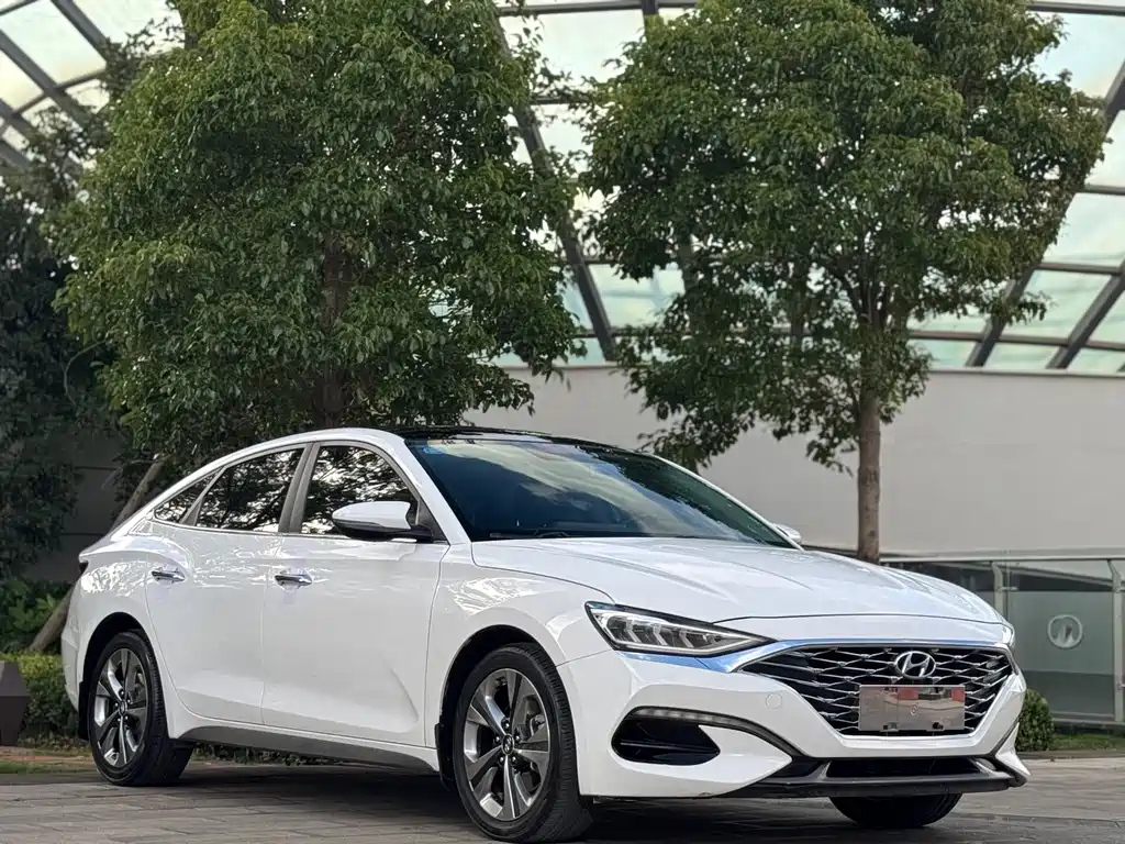 HYUNDAI LAFESTA 2019