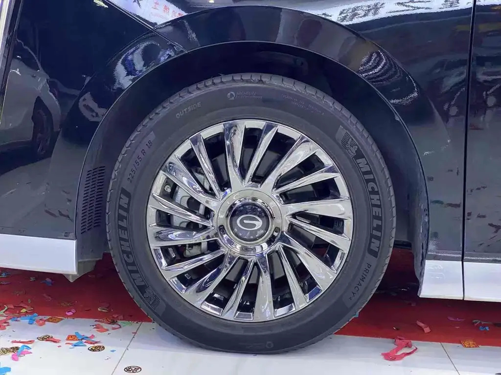 TRUMPCHI M8 2023