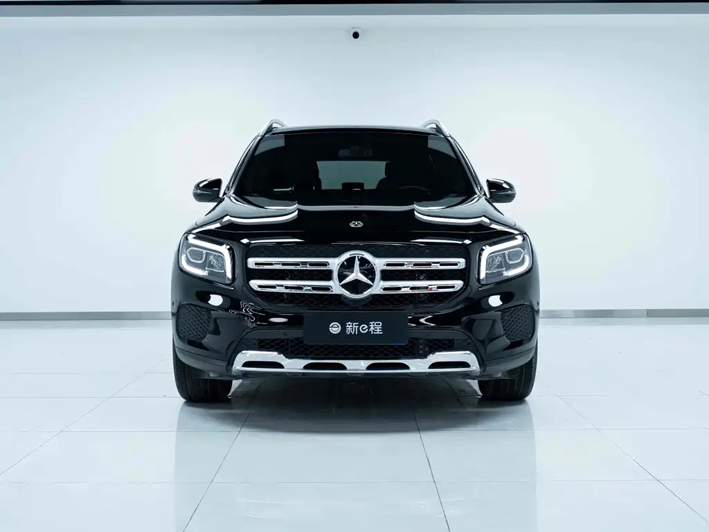 MERCEDES BENZ GLB 2021