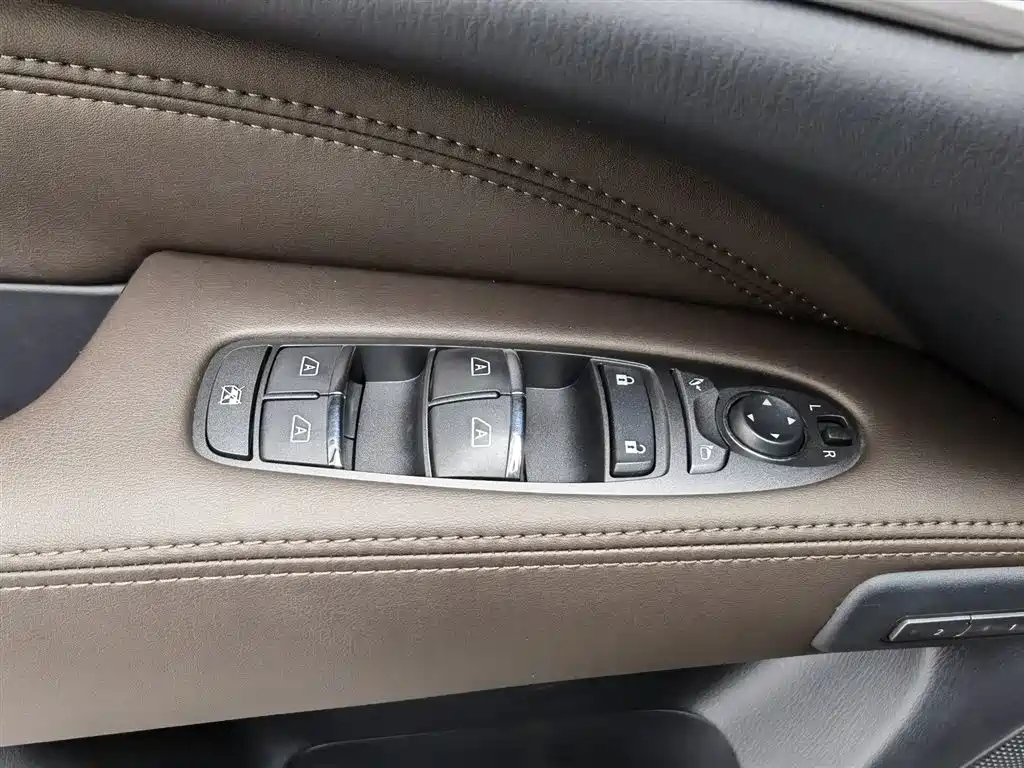 INFINITI QX60 IMPORT 2014