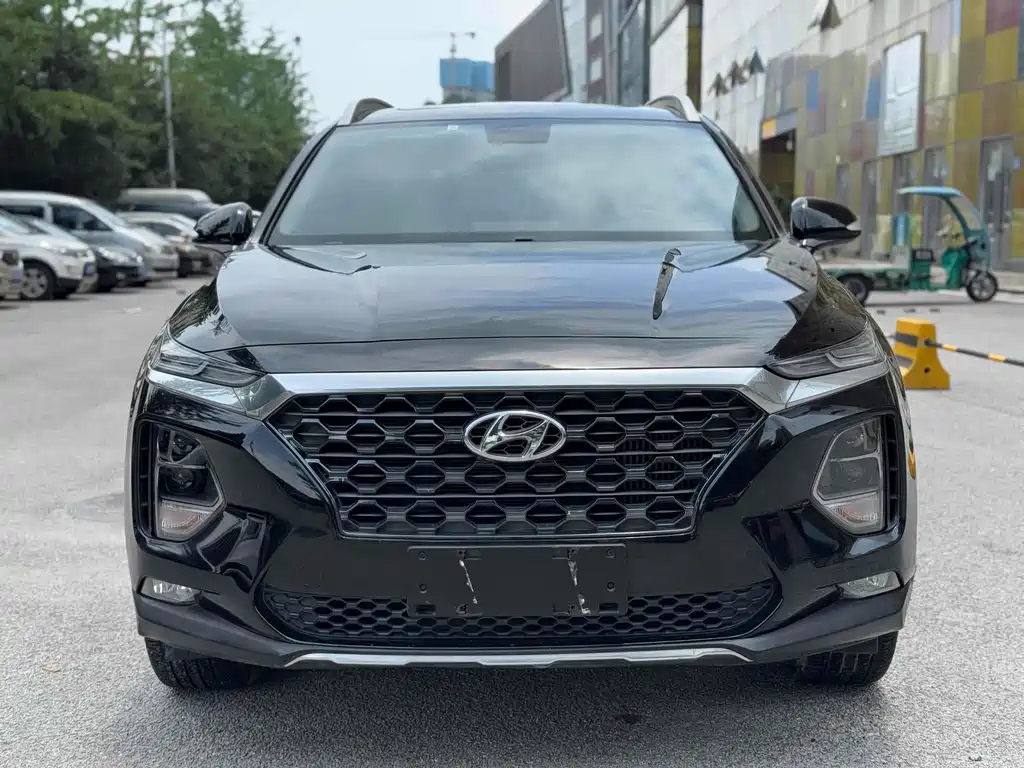 HYUNDAI SANTAFE 2020
