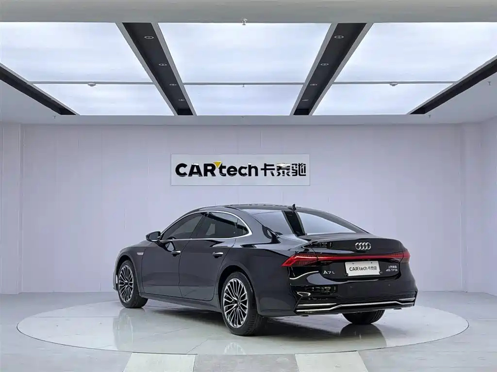 AUDI A7L 2024