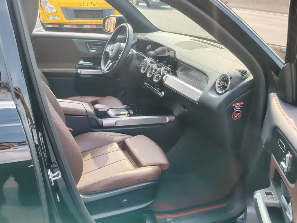 MERCEDES BENZ GLB 2020