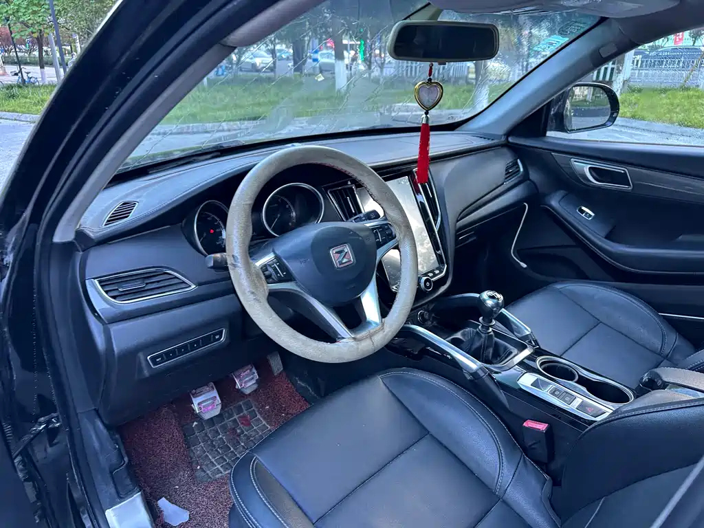 ZOTYE SR7 2017