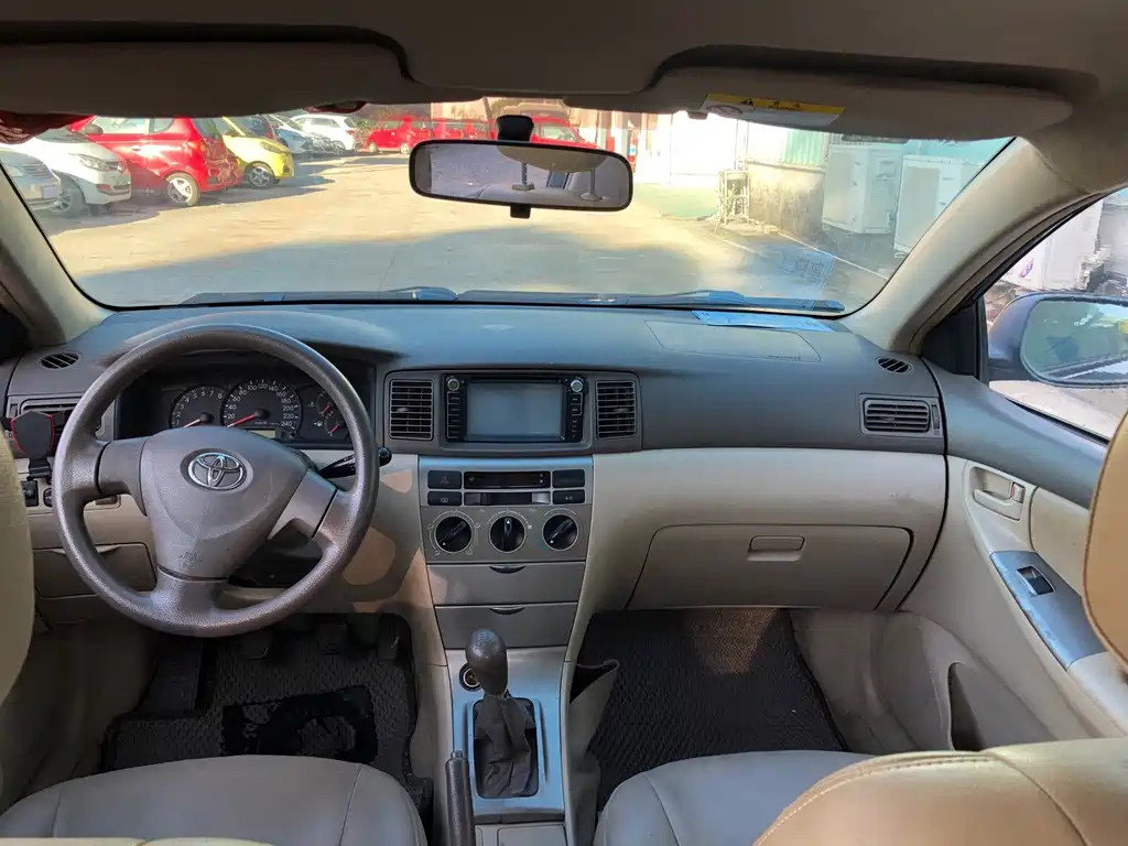 TOYOTA COROLLA 2012