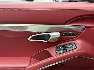 PORSCHE 718  2022 YEAR BOXSTER 2.0T 2022