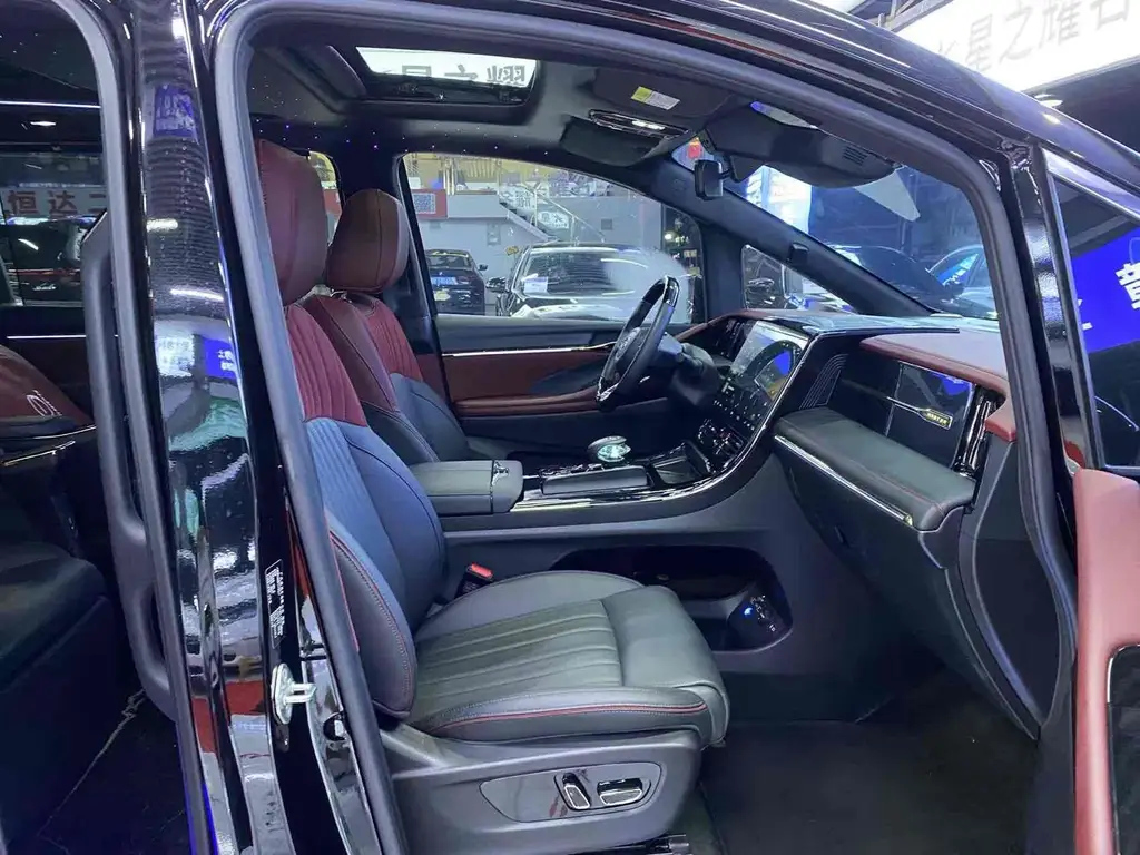 TRUMPCHI M8 2023