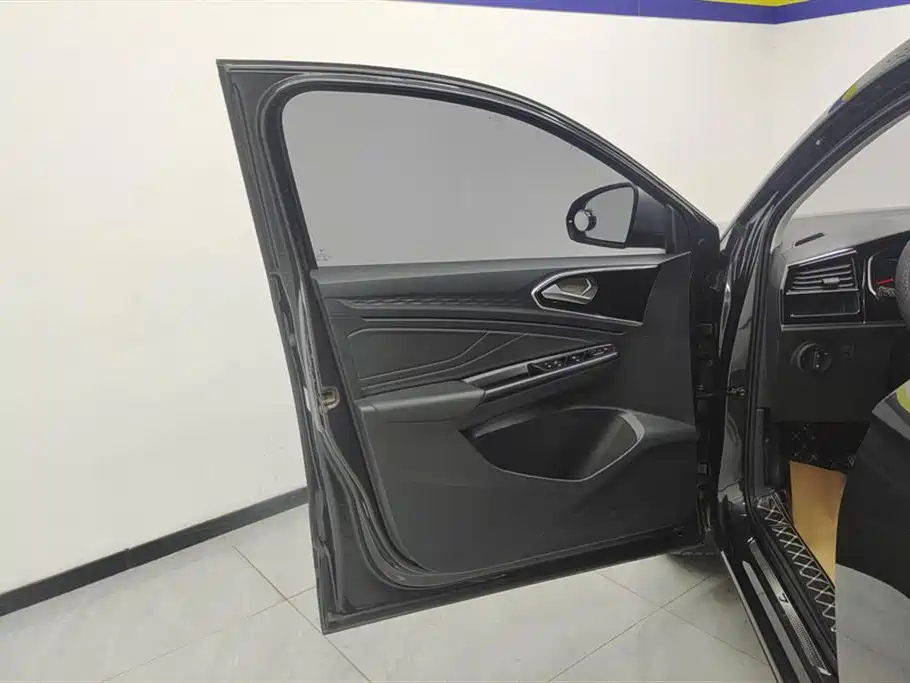 JETTA VS5 2021