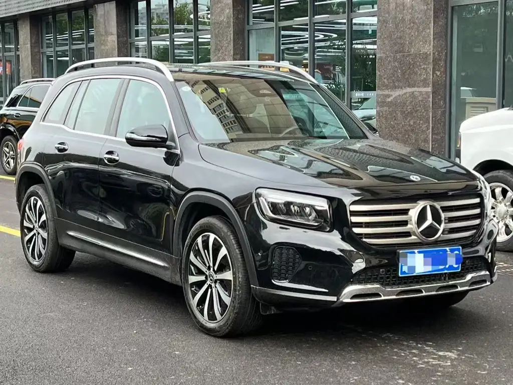 MERCEDES BENZ GLB 2024