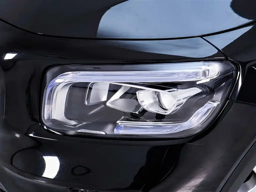 MERCEDES BENZ GLB 2022