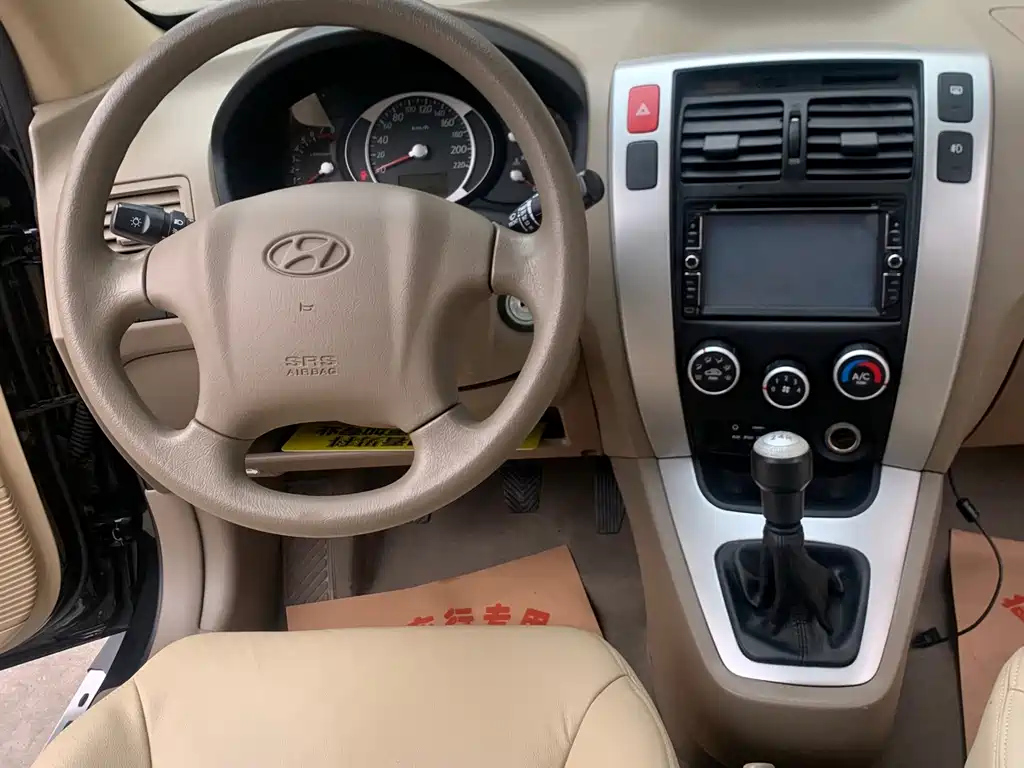 HYUNDAI TUCSON 2013
