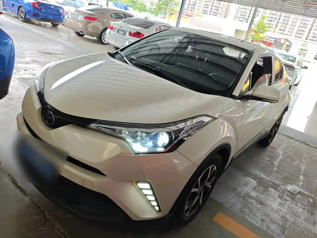 TOYOTA C-HR 2020