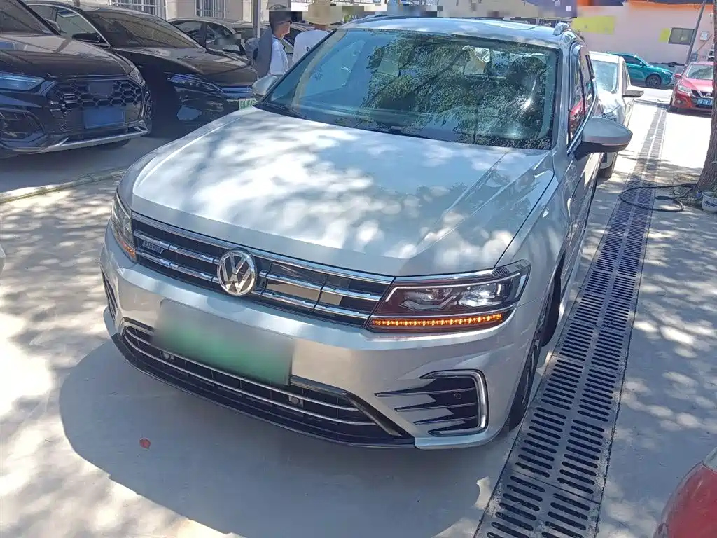 VOLKSWAGEN TIGUAN L NEW ENERGY 2020