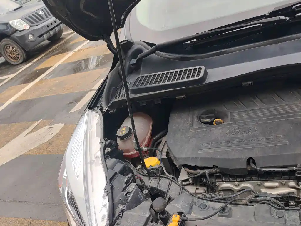 FORD ESCAPE 2017