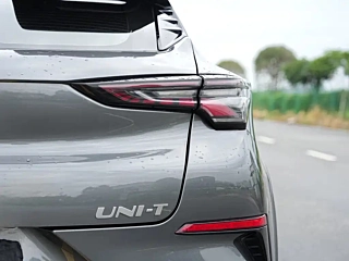CHANGAN UNI-T  2022 YEAR 1.5T &#21331;&#36234; TYPE 2022