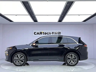 LI AUTO L6  2024