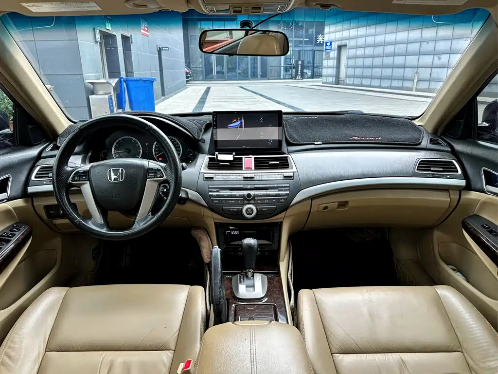 HONDA ACCORD 2010