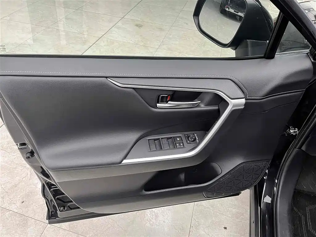 TOYOTA RAV4 RONGFANG 2021